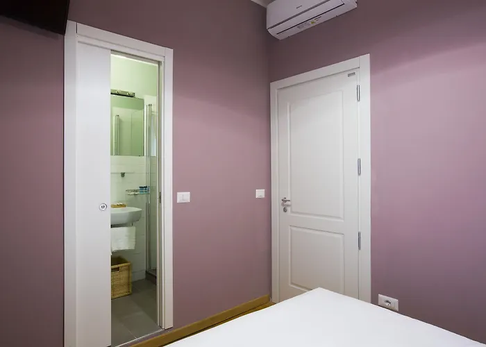 Dem Hotel